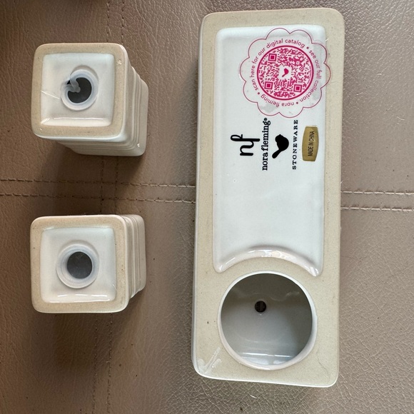 NWB Nora Fleming Pinstripes Salt & Pepper Shakers - Picture 8 of 10